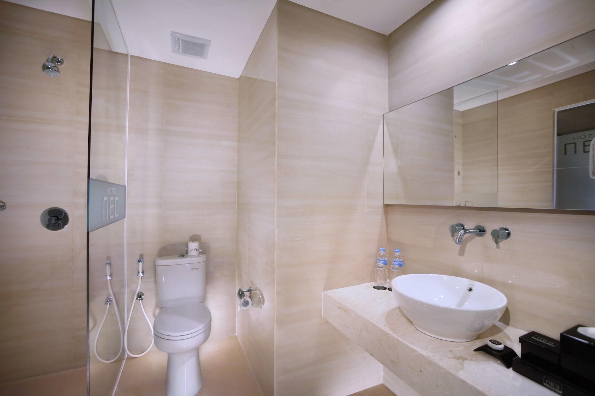 Neo Denpasar By Aston Hotell Exteriör bild