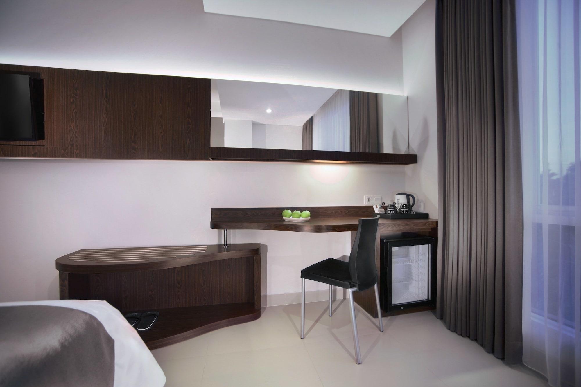 Neo Denpasar By Aston Hotell Exteriör bild